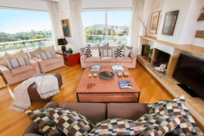 Athens luxurious apartment - sea view!